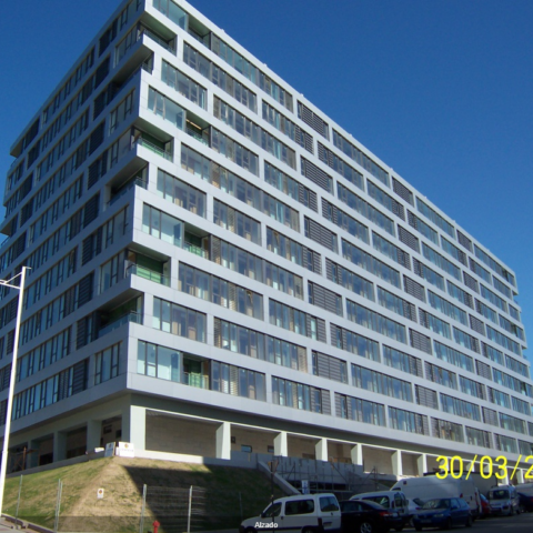 Edificio de 194 viviendas de Eirís, A Coruña